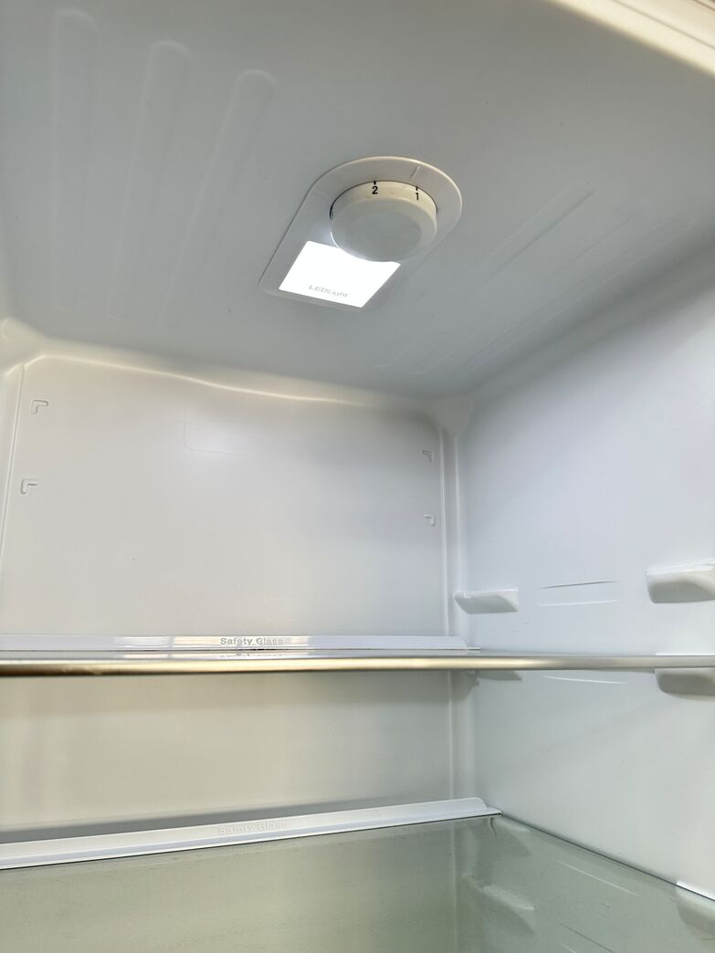 Fritstående Gram køle/fryseskab 204/87 liter