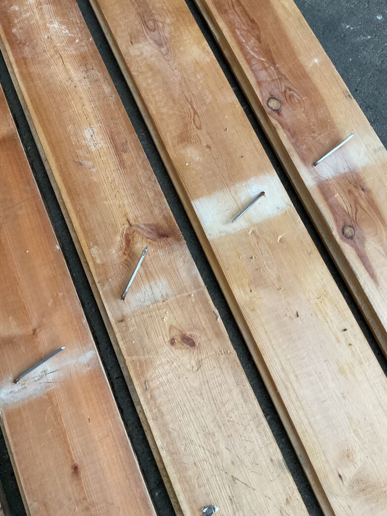 Gulvbræt i fyrretræ 150 cm.