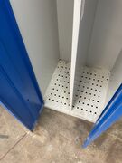 Metalskab med 4 låger