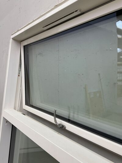 3-delt 3-lags energivindue