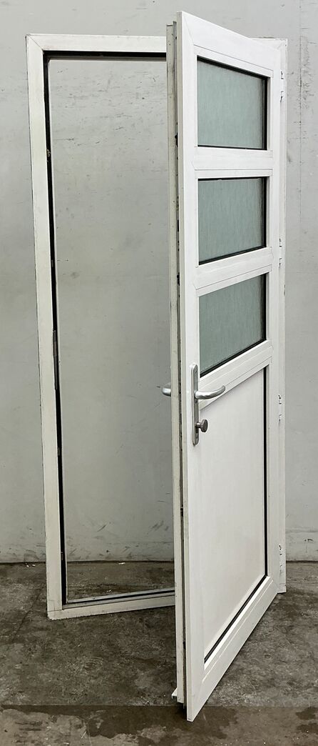 Facadedør i plast med 3 ruder hh