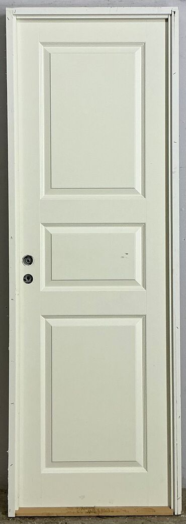 Fyldningsdør med karm