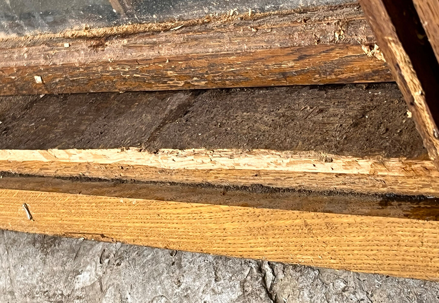 Sprossevindue i egetræ