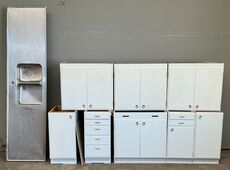 Komplet 60'er køkken, malet