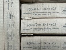 48 m2 Væg/gulv fliser farve grå 305x609 mm