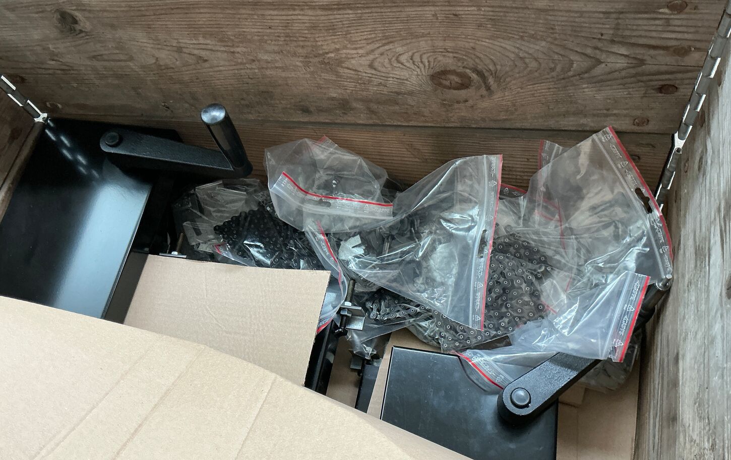 Kompaktreol med 216 stk hylder på 18 M2