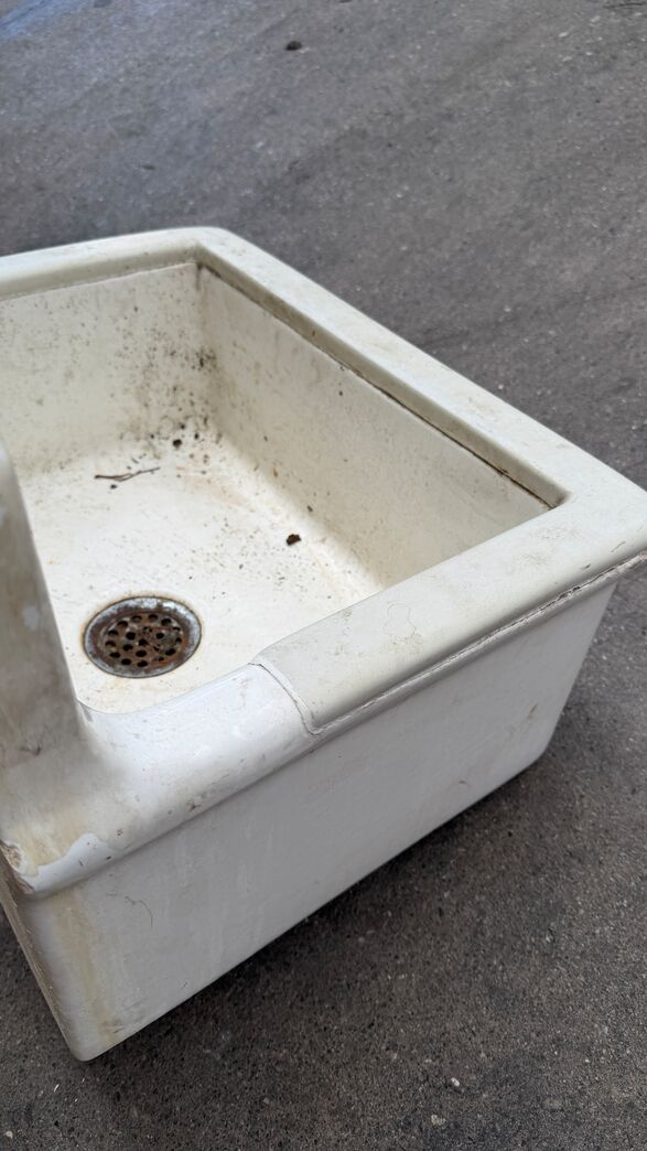 udslagsvask med plastkant