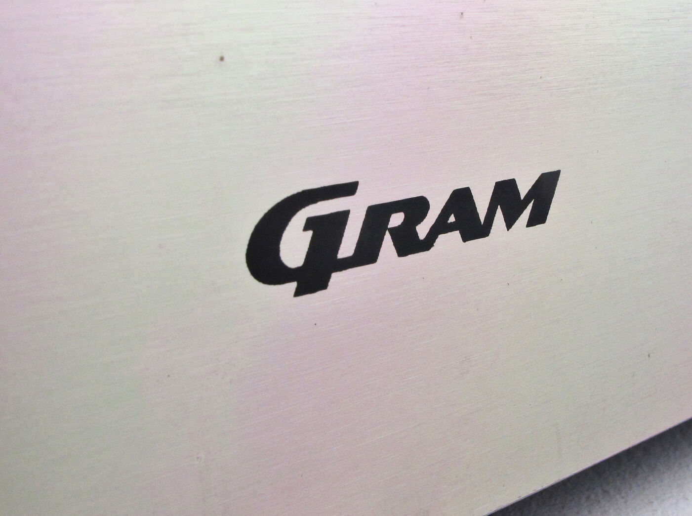 Gram indbygningsovn