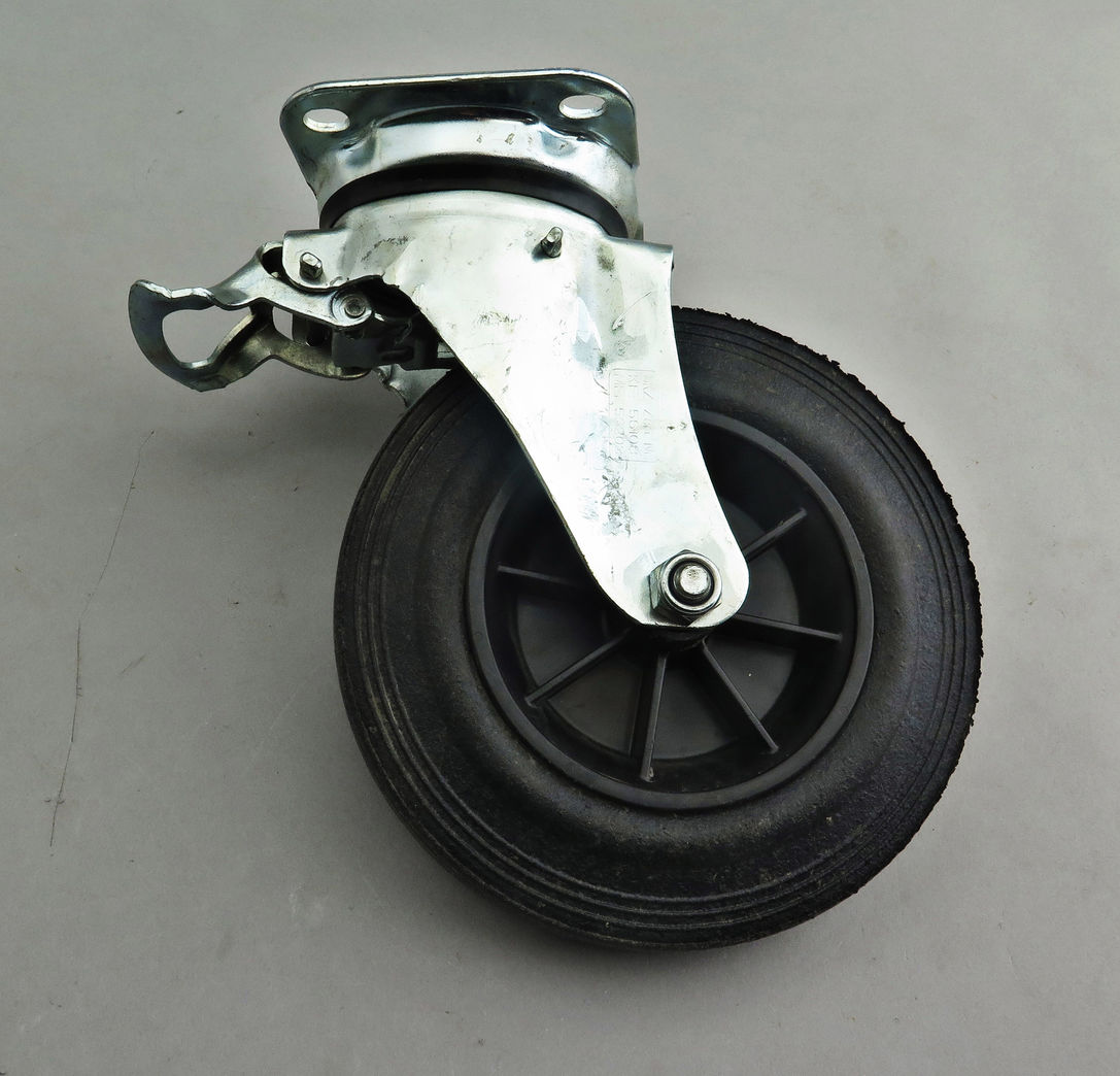 Transport hjul på drejefod med bremse