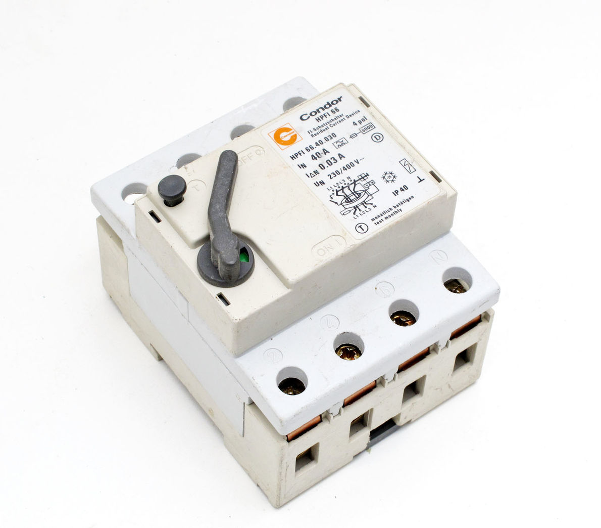 Condor HPFI relæ 4-pol 40/0,03A