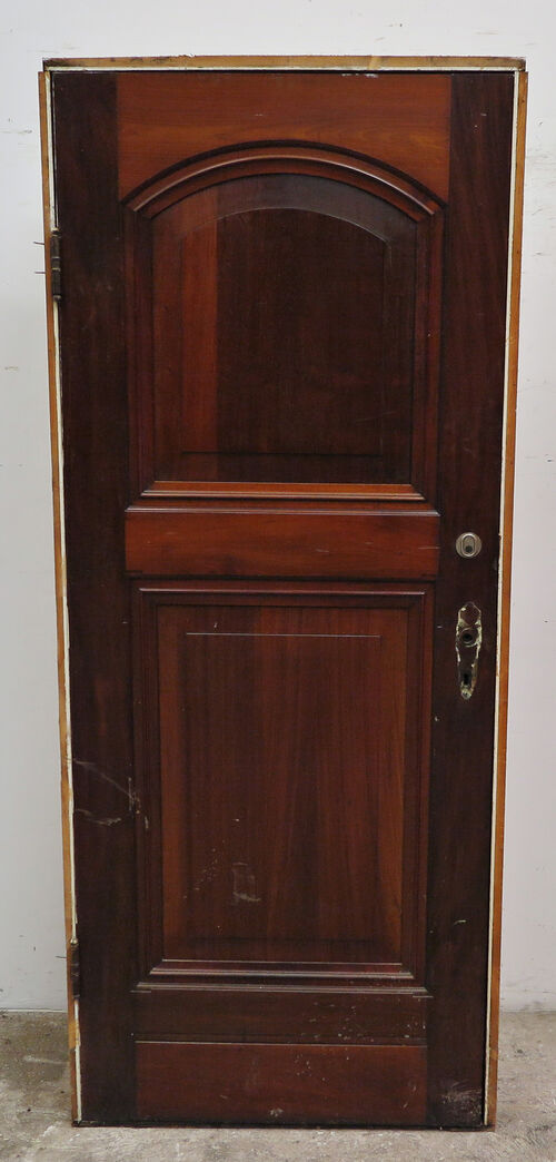 2 sammenhængende fyldningsdøre