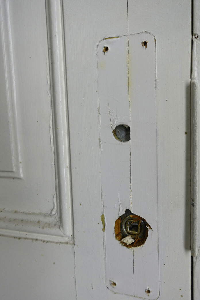 Fyldningsdør med karm