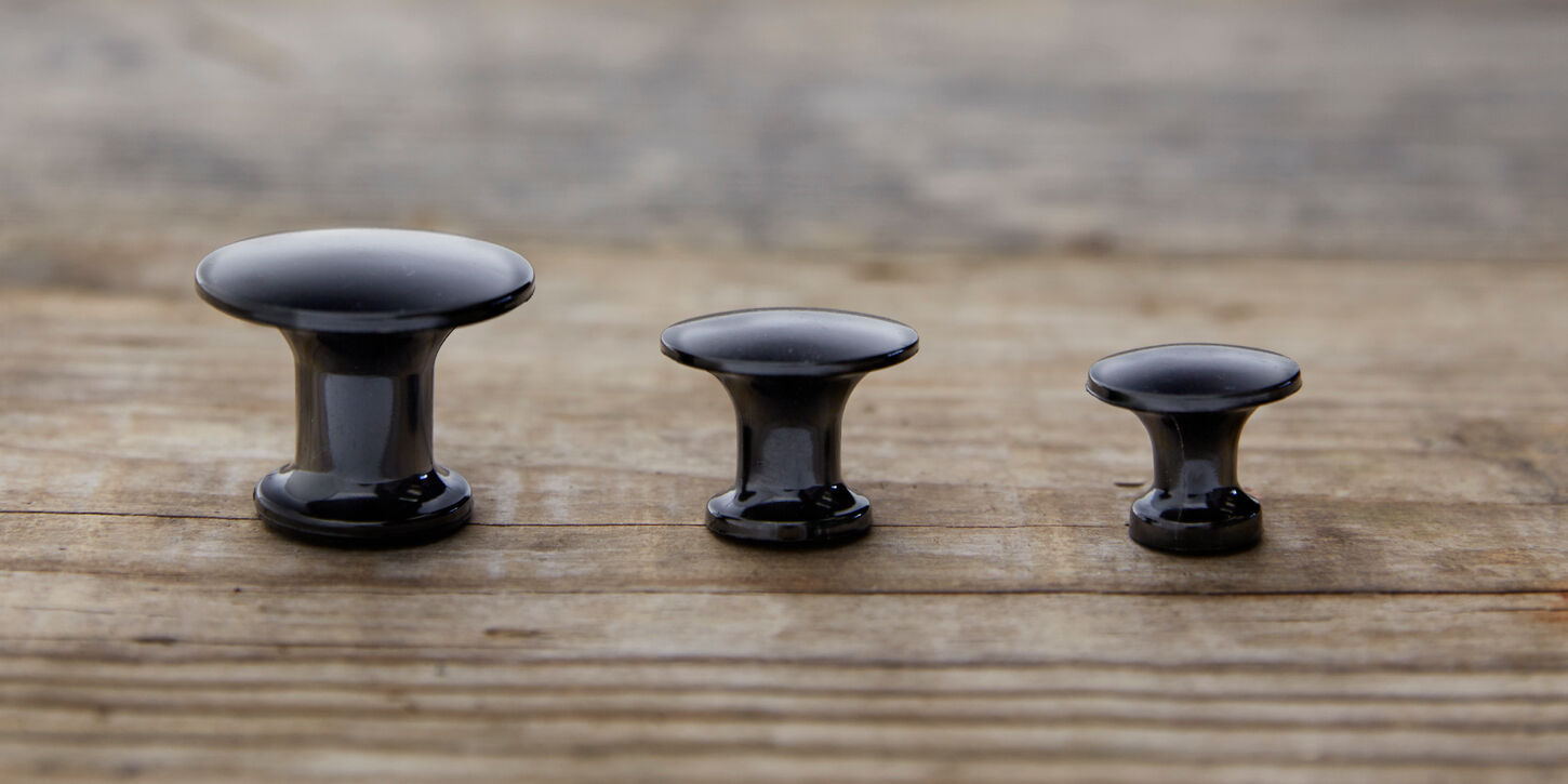 20 mm - Møbelknap i bakelit