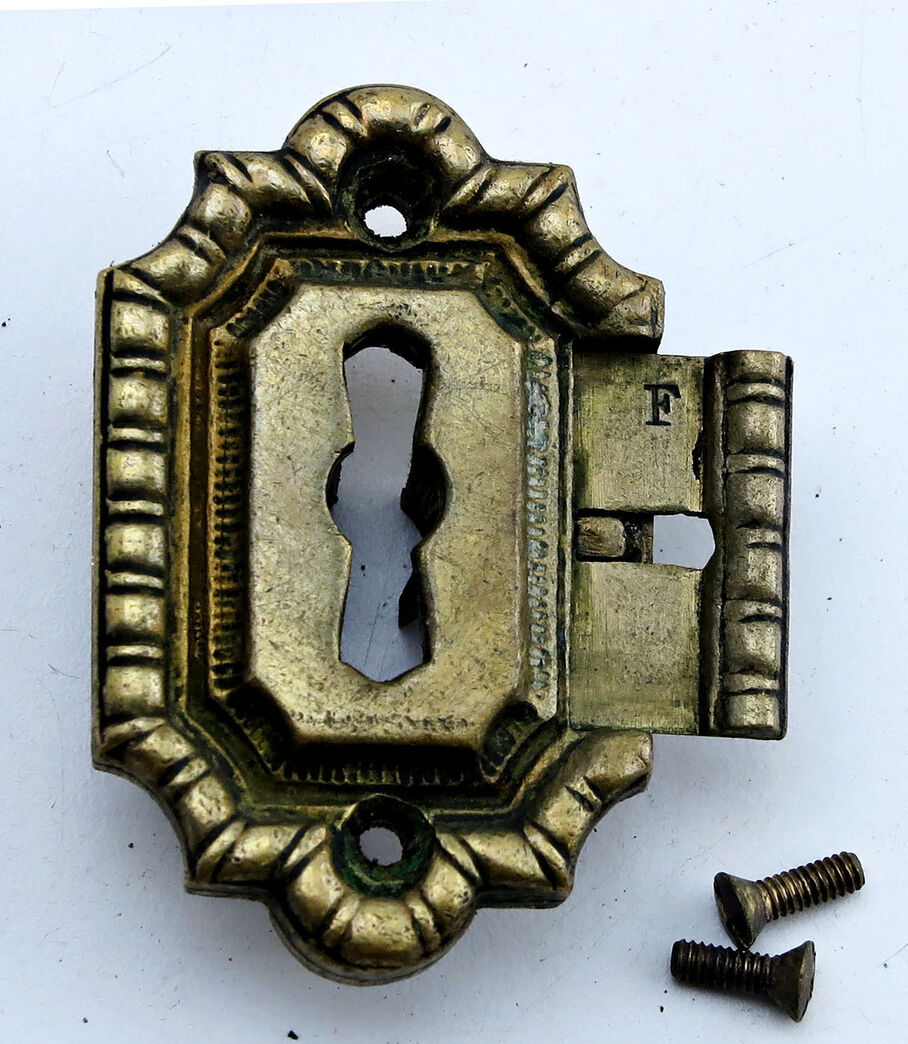 Nøgleskilt m. lås - messing