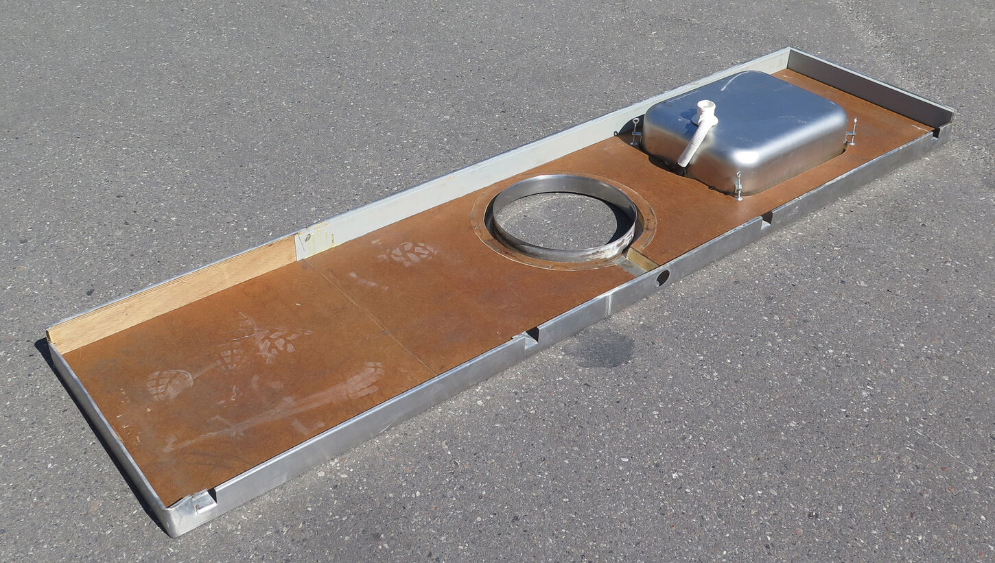 Stålbordplade med vask