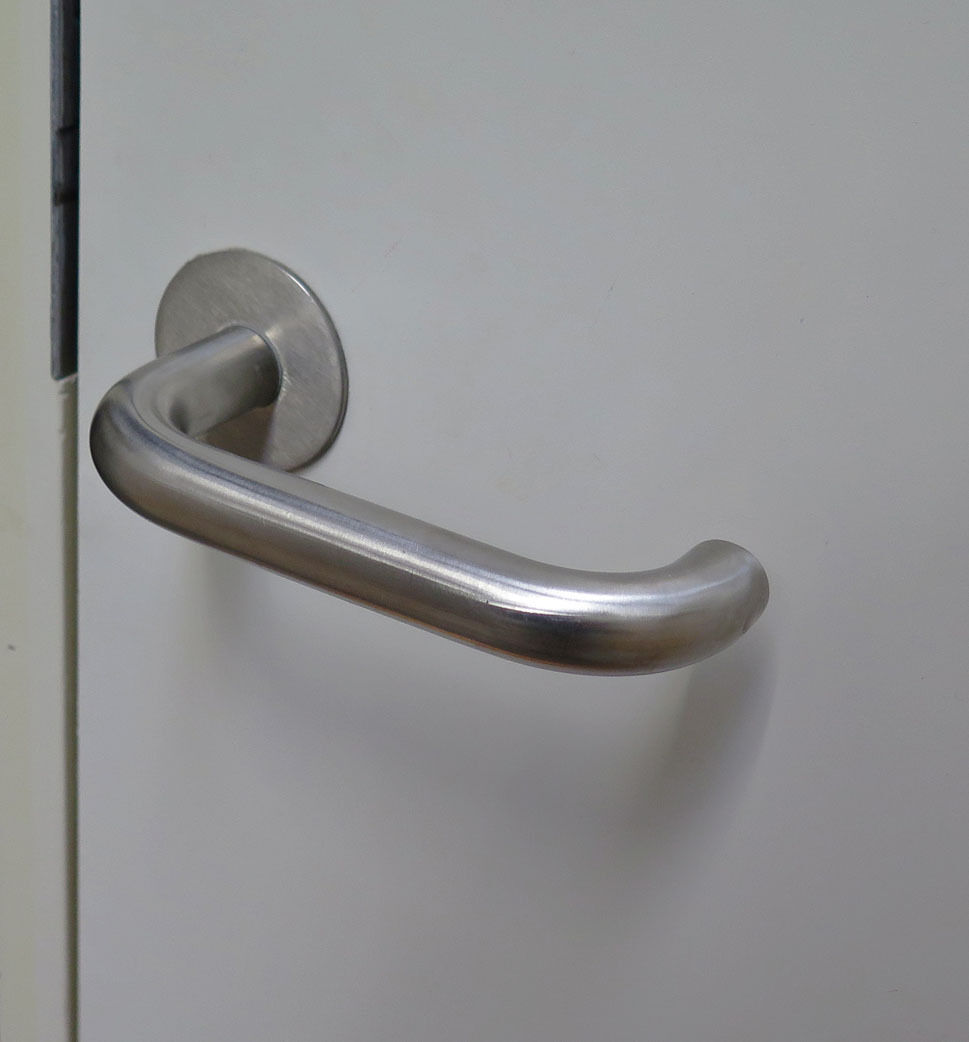 Dørgreb i stål fra Ruko, U-form, 19 mm