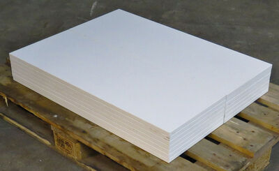 Hylder til overskab 830x314x18 mm