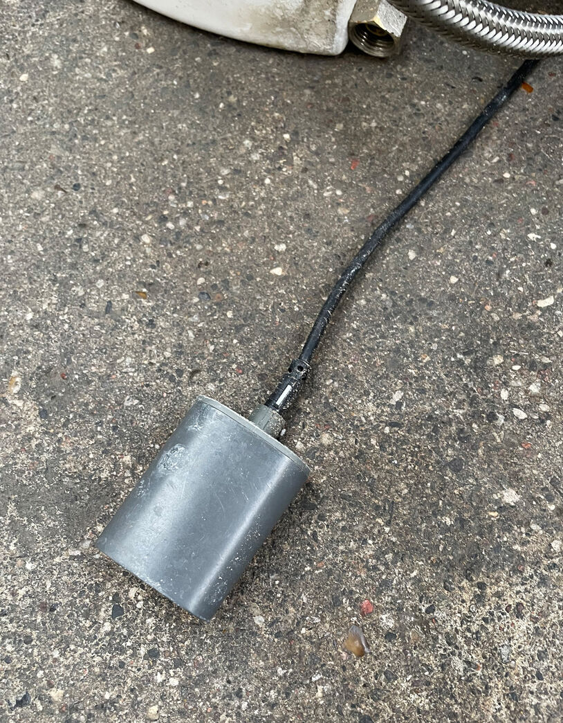 Lille håndvask med blandingsbatteri