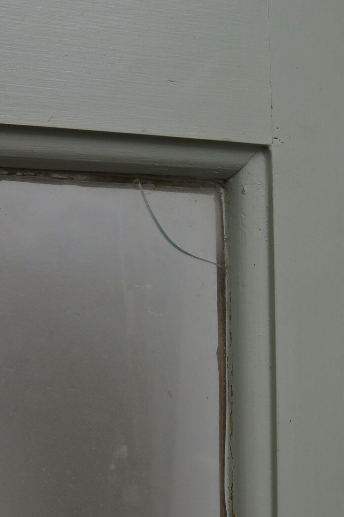 Fyldningsdør med glas uden karm