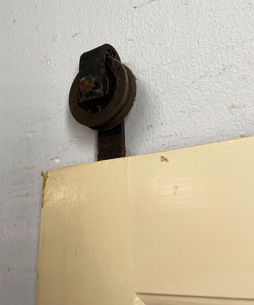 Skydedør uden skinne