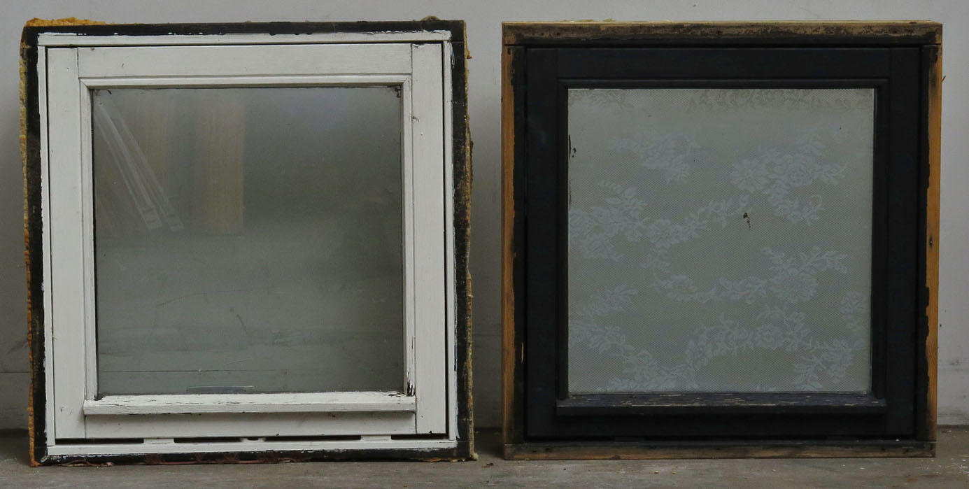 Lille tophængt vindue