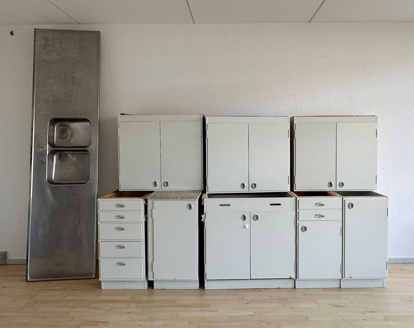 Komplet 60'er køkken, malet