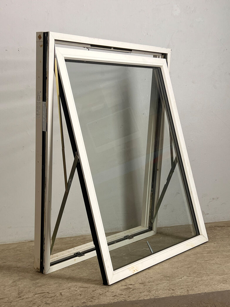 Termovindue med topvende-funktion