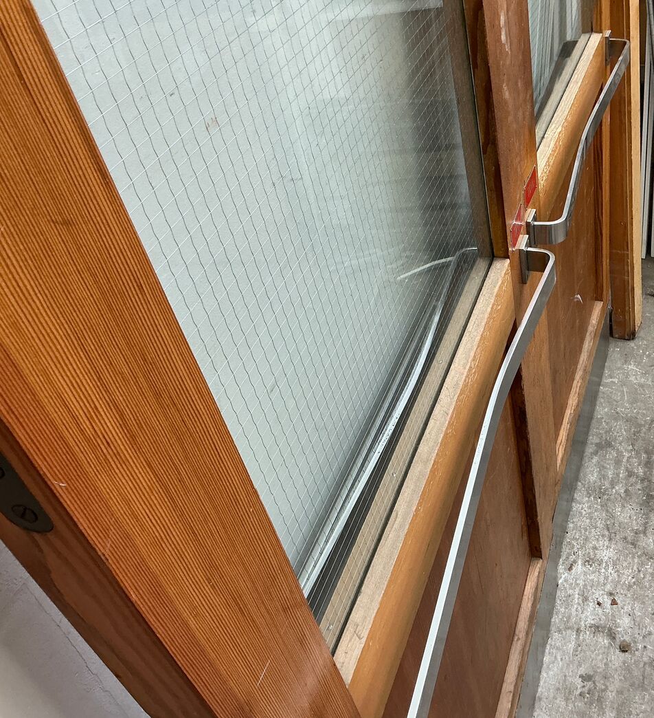 Dobbeltdør med karm