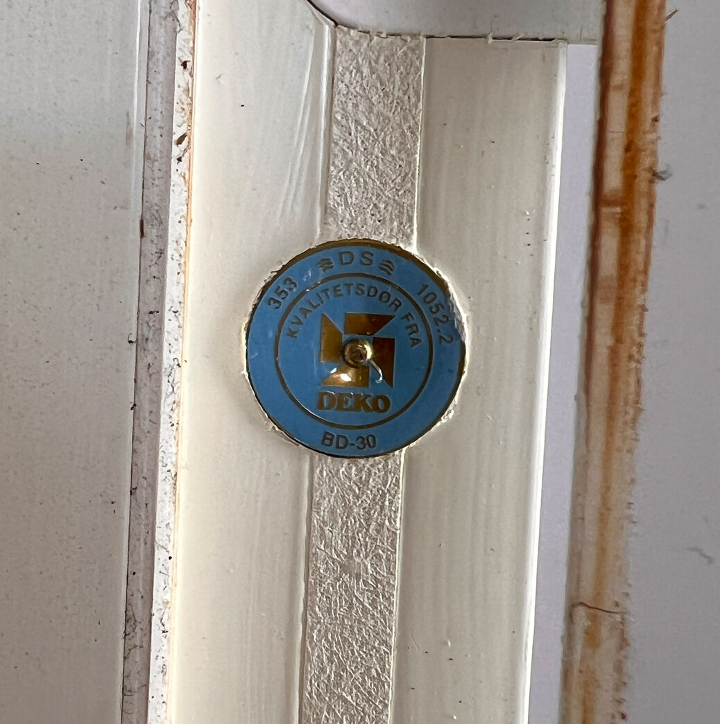 BD 30 branddør med karm M9