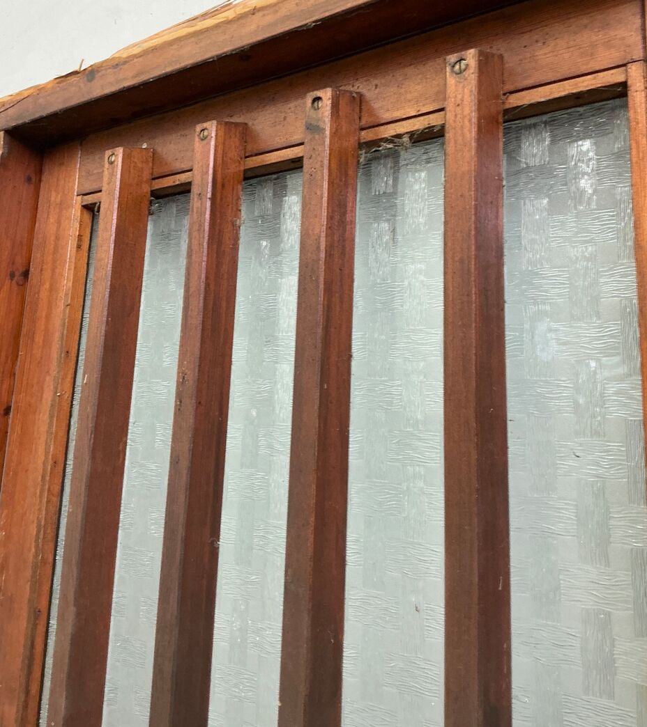 Yderdør med matteret glas