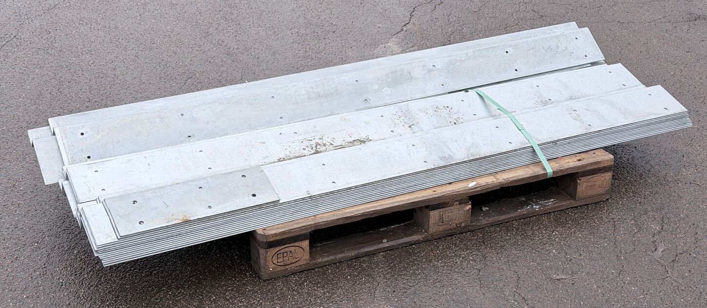 Kraftig stålprofil 2000 mm