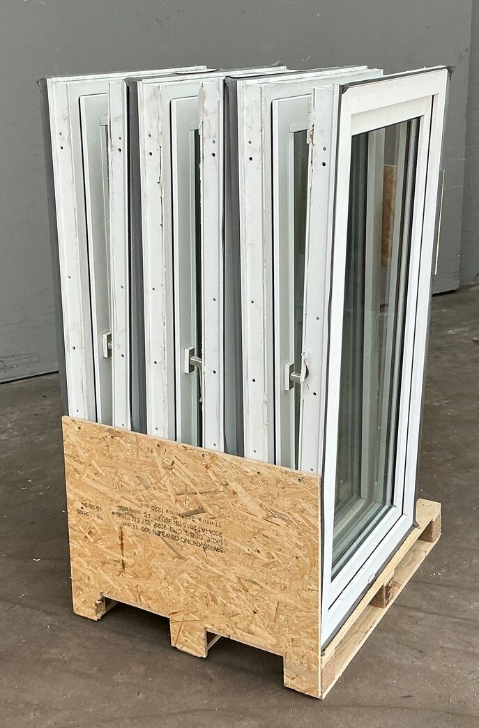 Plast termovinduer med dreje/kip