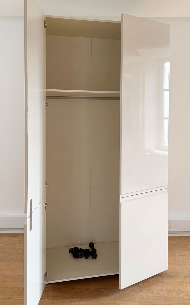 HTH klædeskab med 1 hylder/bøjlestang 100X211x56,5cm