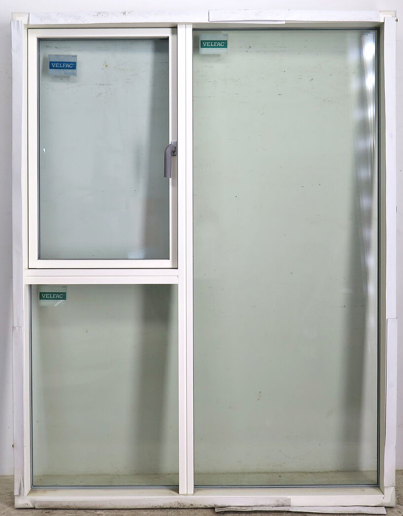 Stort vinduesparti fra Velfac med defekt. Stort vinduesparti fra Velfac med defekt.