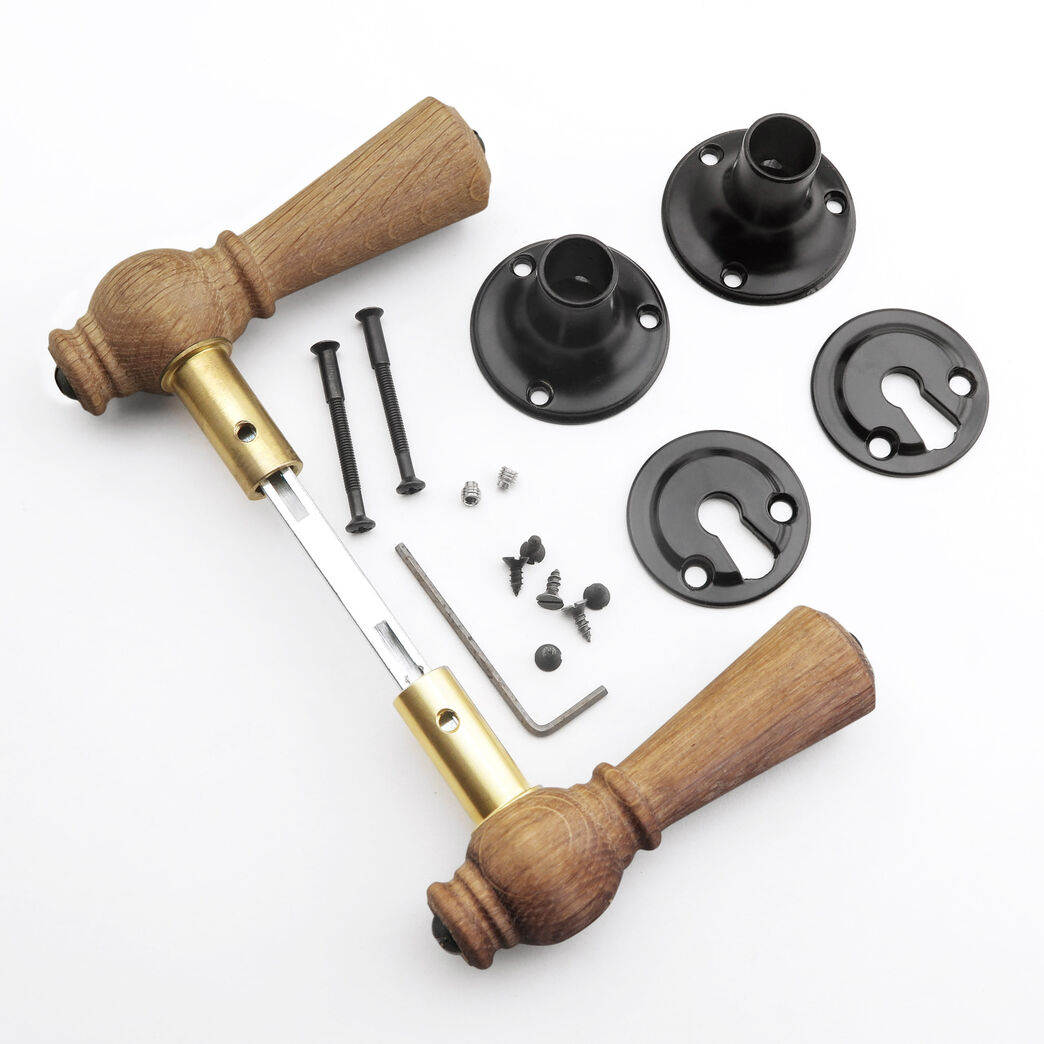 Trægreb til ny dør - knebelgreb i eg