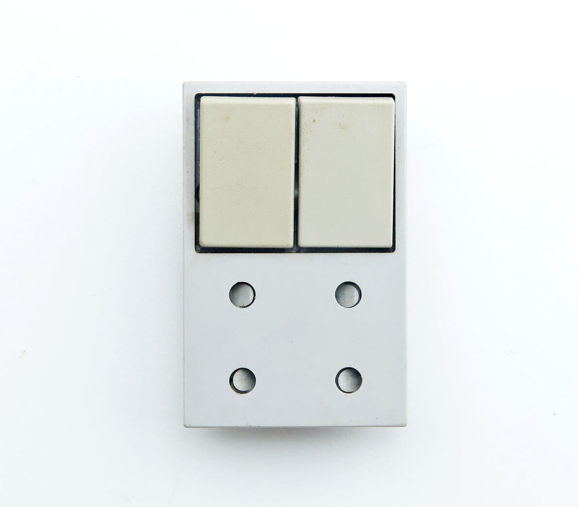 NES tangent til dobb. stikkontakt - orange