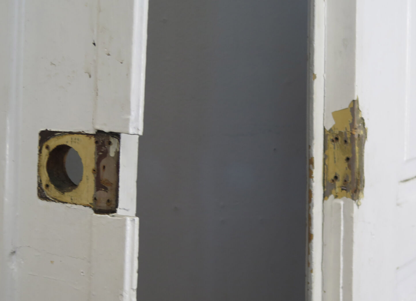 Dobbelt fyldningsdør uden karm