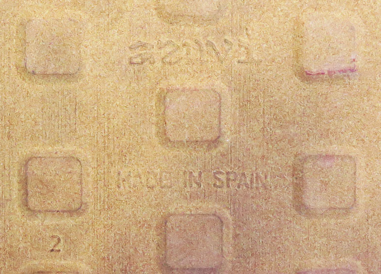 Klinke med motiv af lyserød blomst