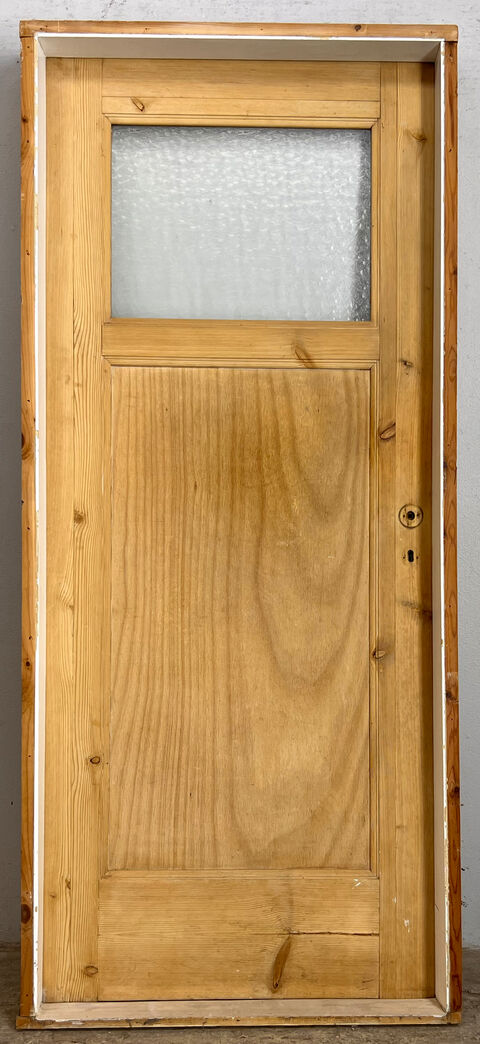 Fyldningsdør med glas og karm