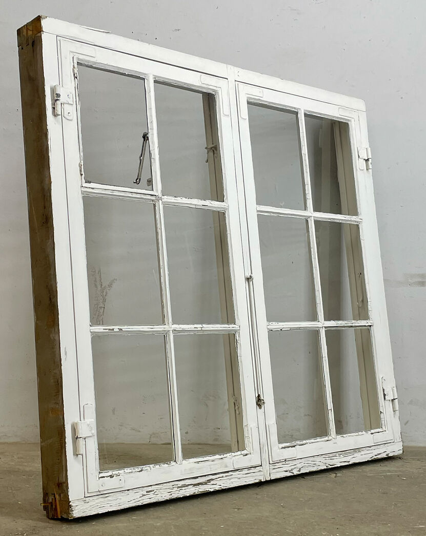 Sprossevindue m/lille oplukkeligt vindue.