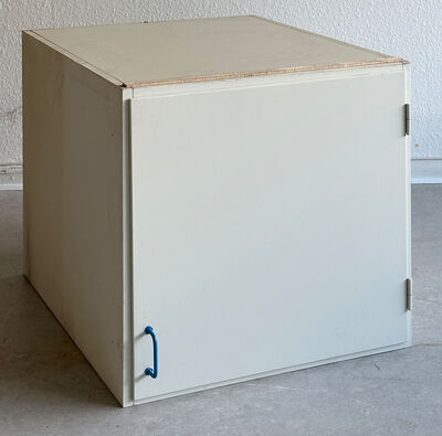 Lille skab - højrehængt låge