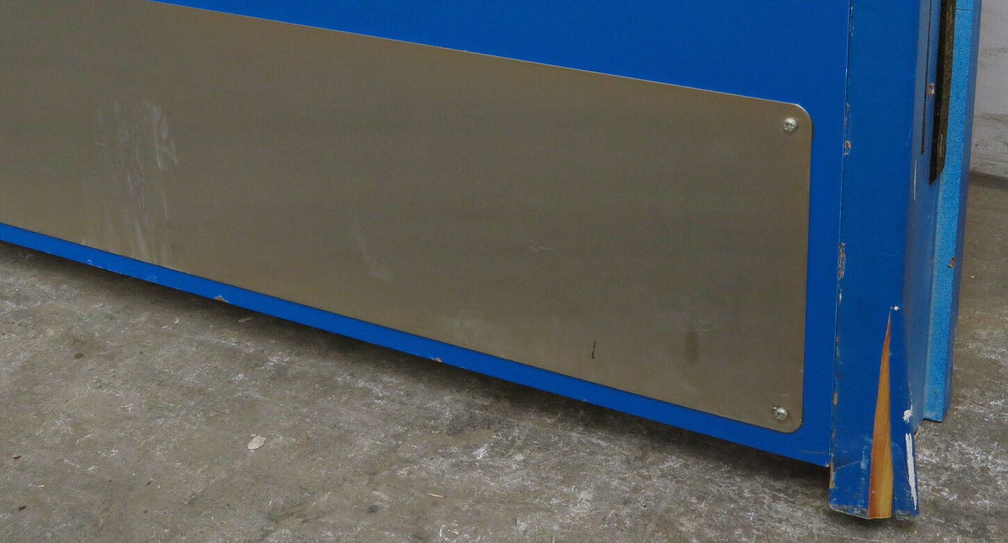 Swedoor massiv dør med greb