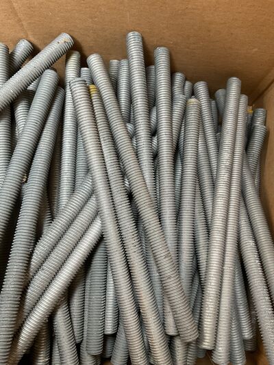 Varmforzinket gevindstænger M10 200mm