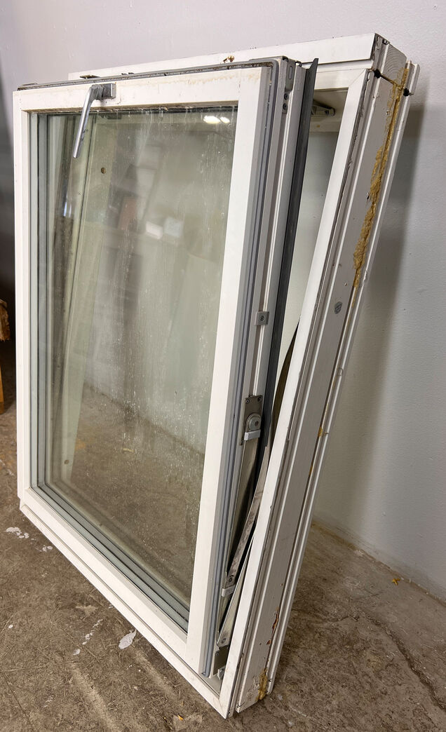 Termovindue med topvendefunktion