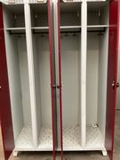 Metalskab med 4 låger