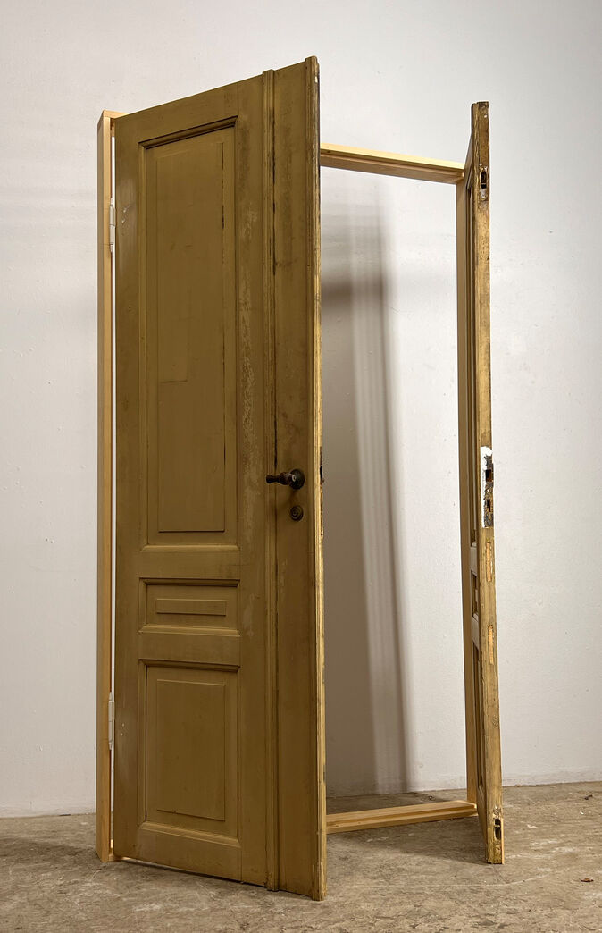 Dobbelt fyldningsdør med karm