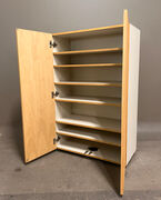 Skab med hylder - 80 x 123 x 40 cm