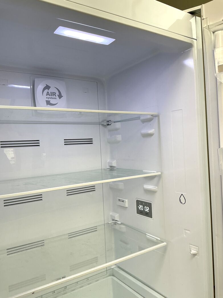 Fritstående GRAM Køle/Fryseskab 207/88 liter