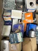 Lykkekasse med forskellige skruer