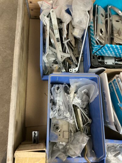 Div. dørgreb og tilbehør